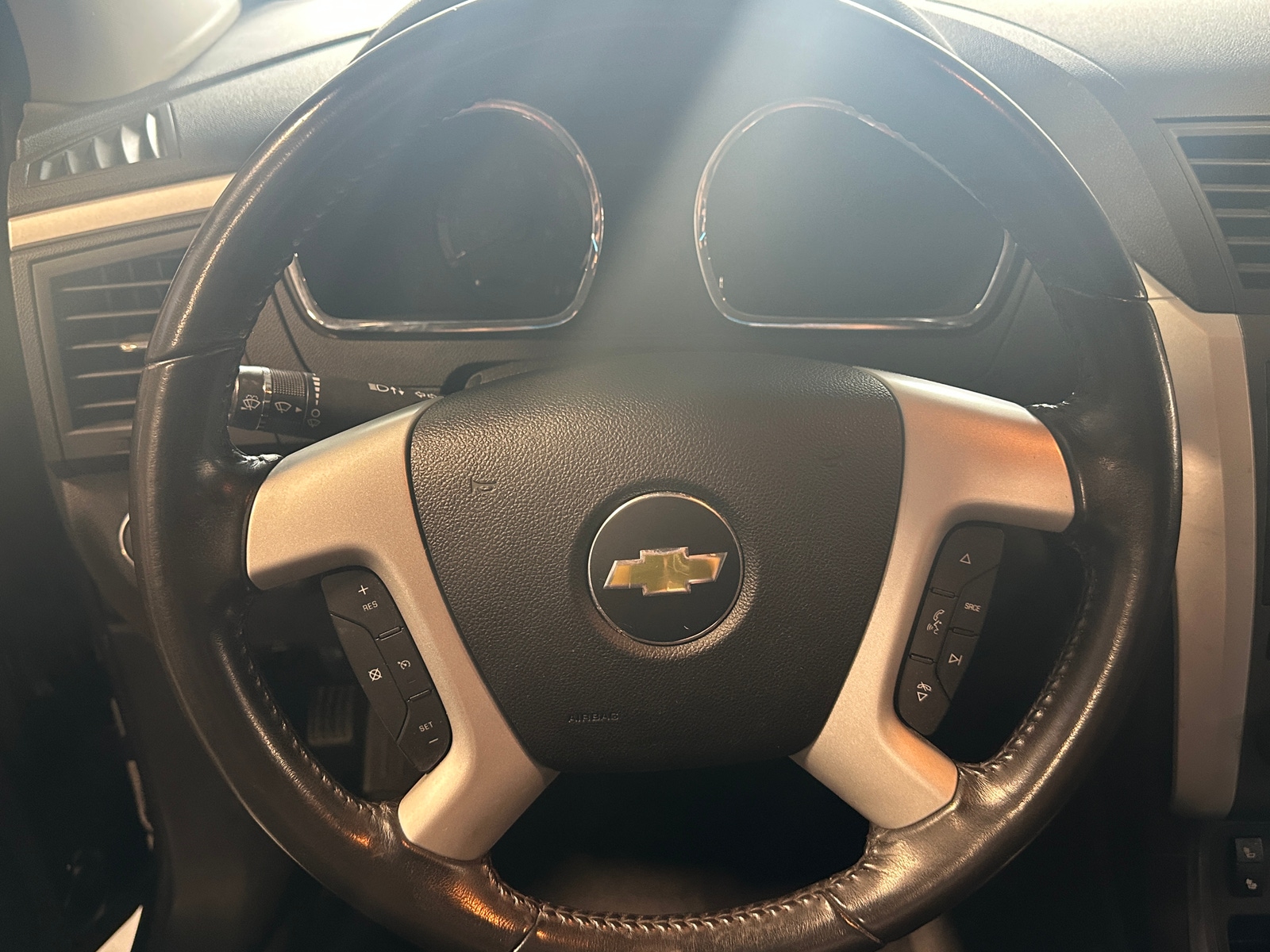 Thumbnail: 2012 Chevrolet Traverse - 5