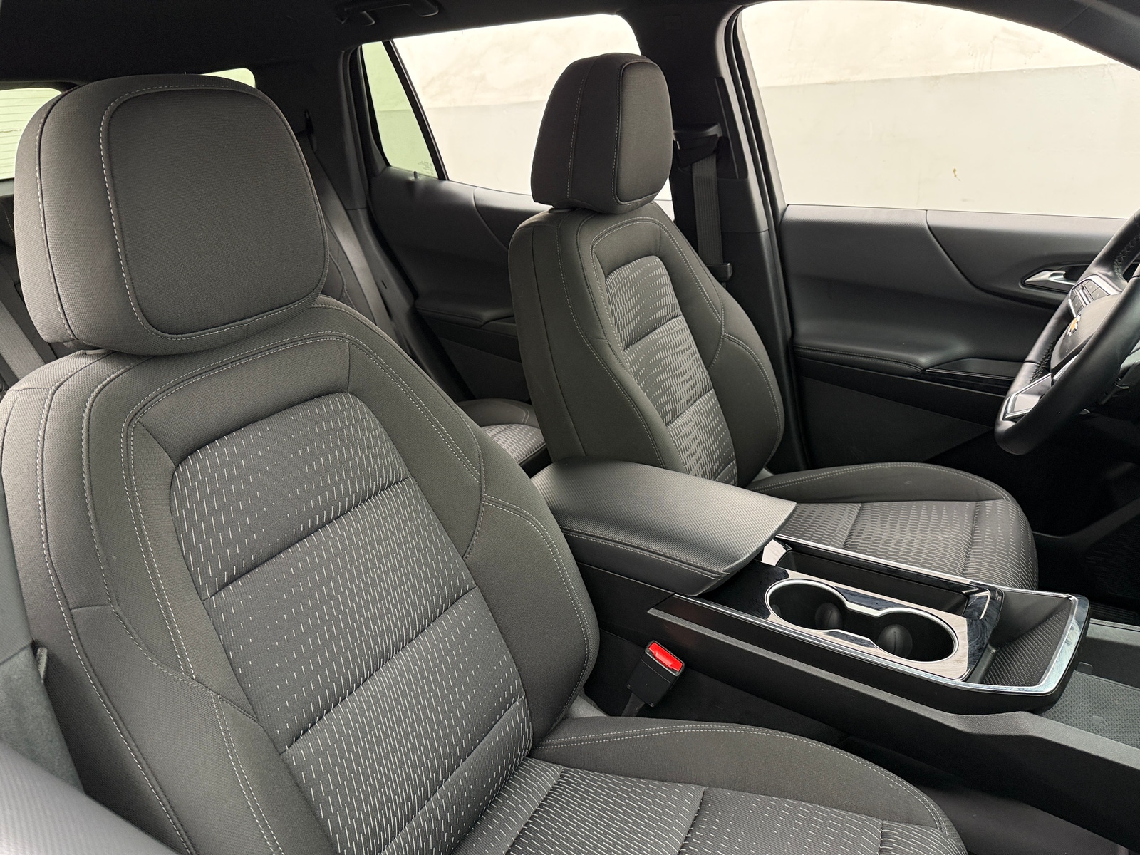Thumbnail: 2025 Chevrolet Equinox - 2