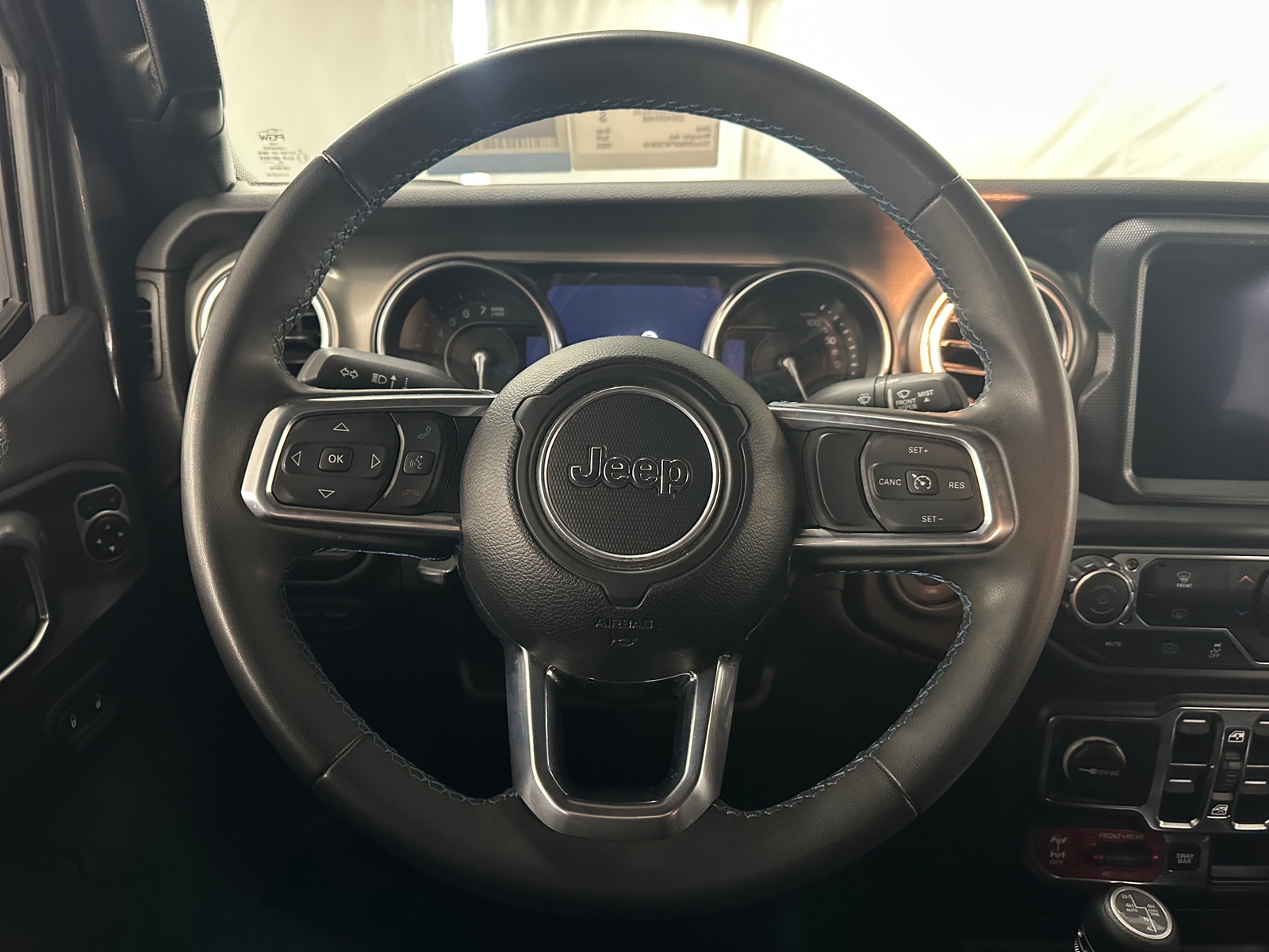 Thumbnail: 2023 Jeep Wrangler - 5
