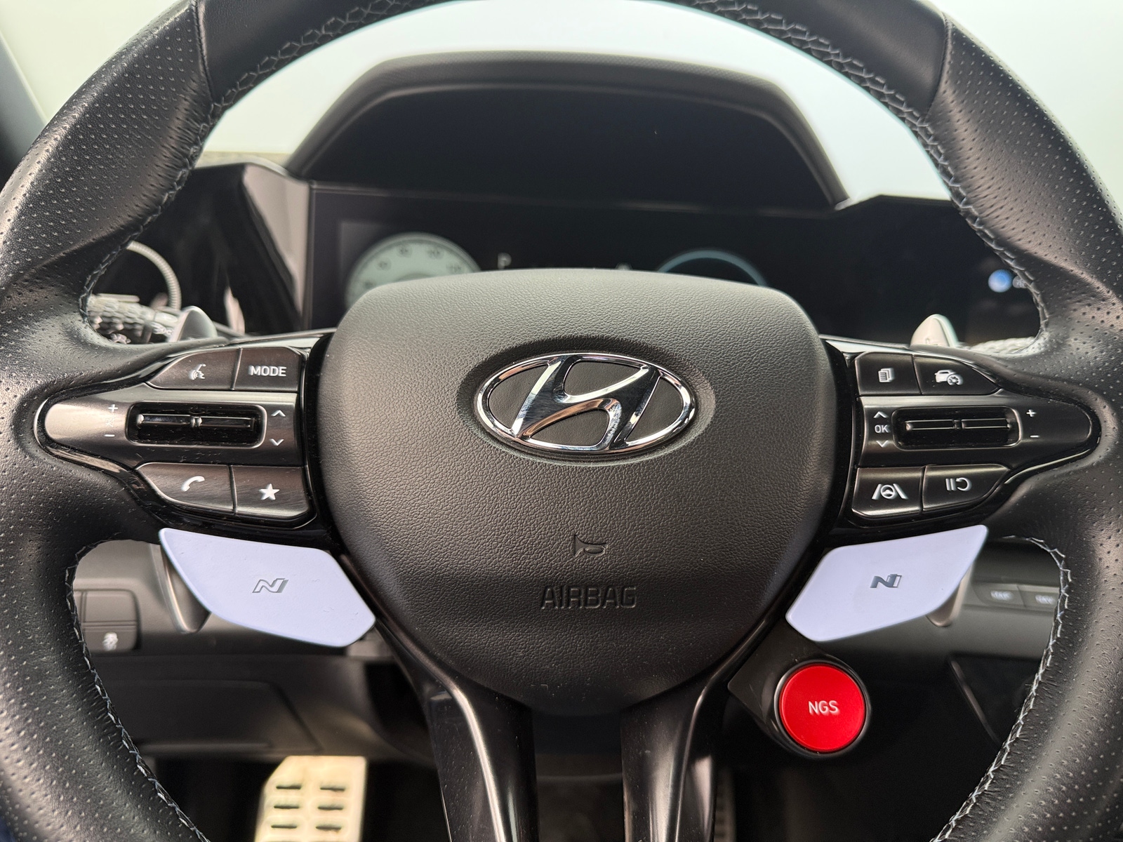 Thumbnail: 2022 Hyundai Elantra - 5