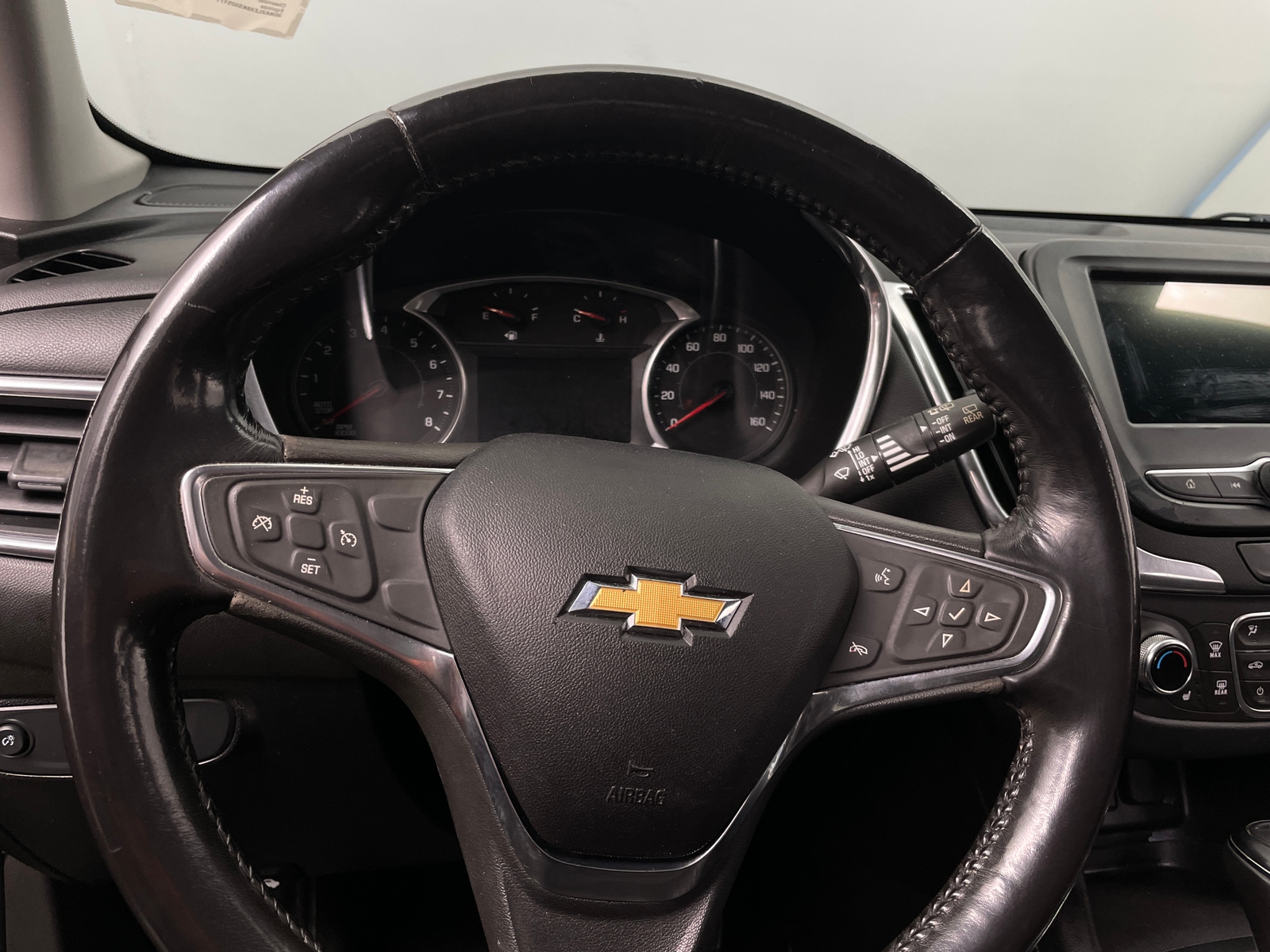 Thumbnail: 2019 Chevrolet Equinox - 5