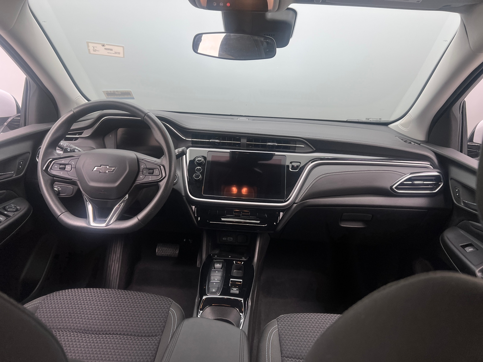 Thumbnail: 2023 Chevrolet Bolt EUV - 3