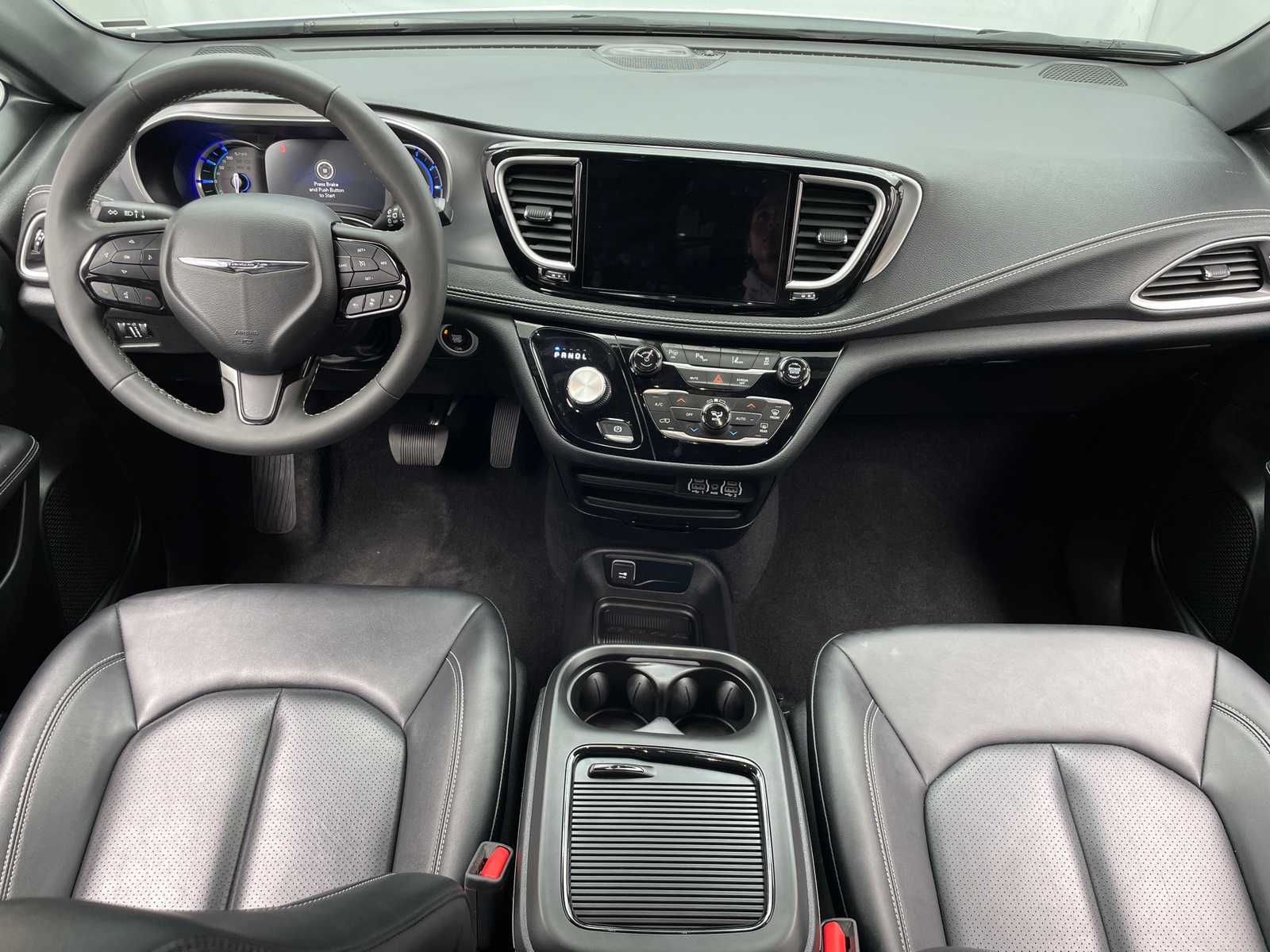 Thumbnail: 2024 Chrysler Pacifica - 2