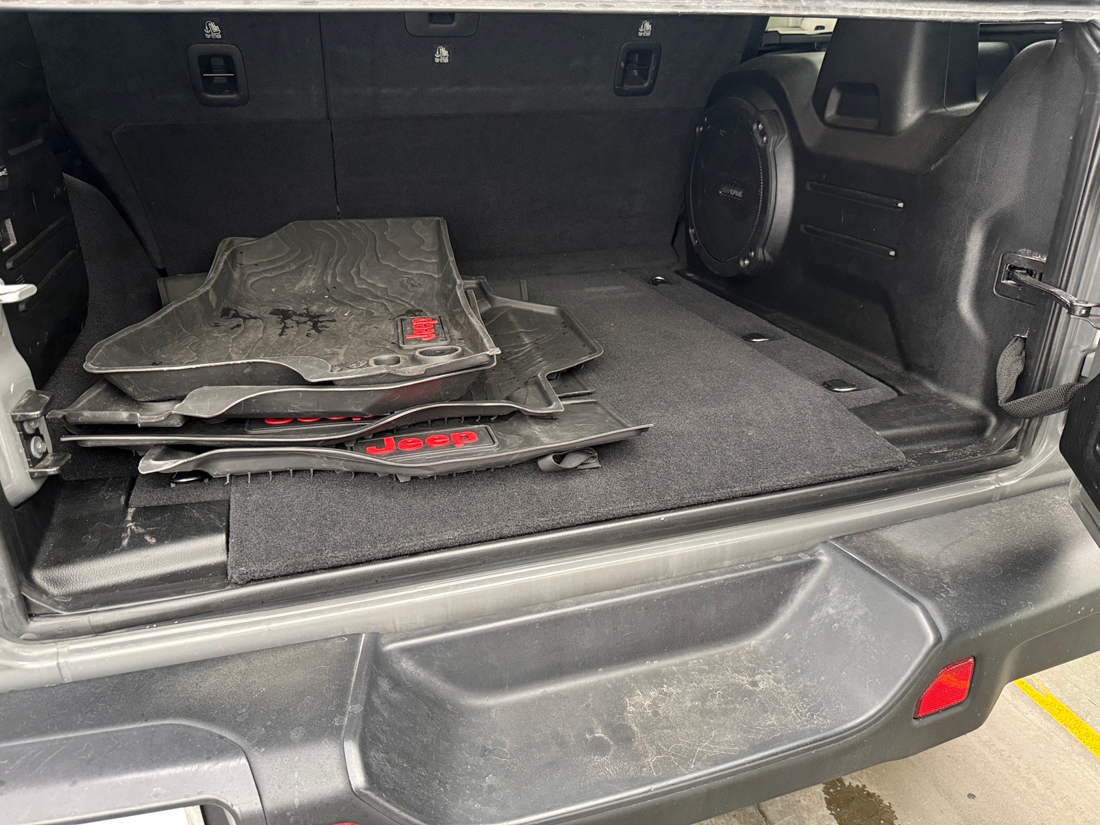 Thumbnail: 2021 Jeep Wrangler - 6