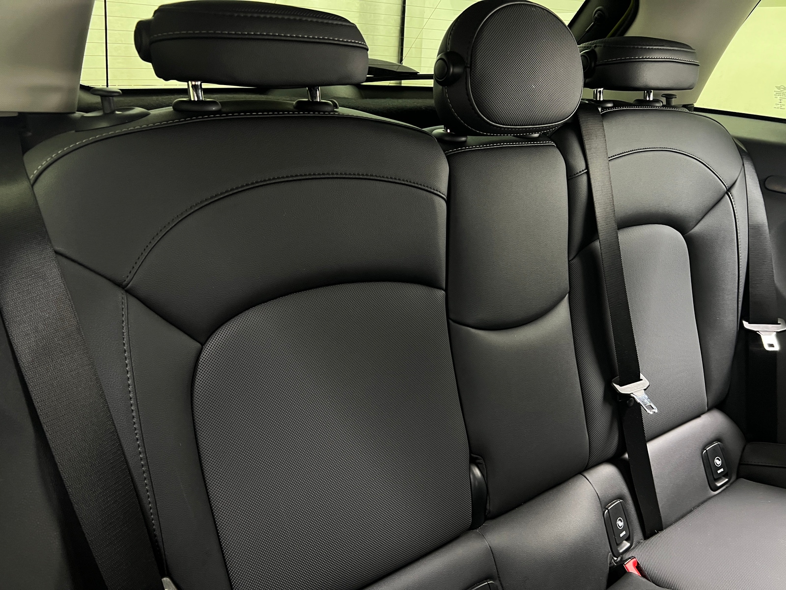 Thumbnail: 2023 MINI Cooper Hardtop - 5