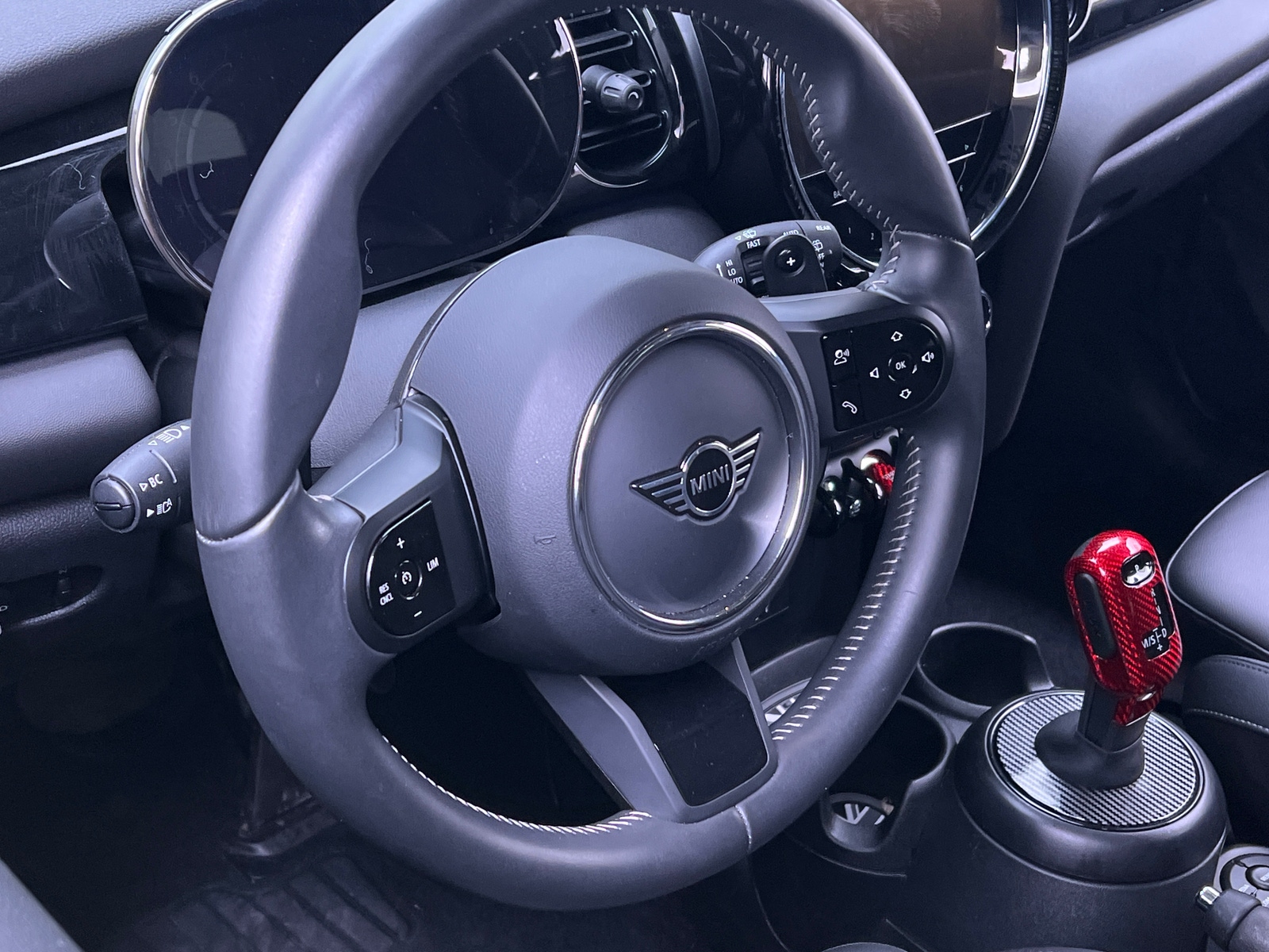 Thumbnail: 2023 MINI Cooper Hardtop - 4