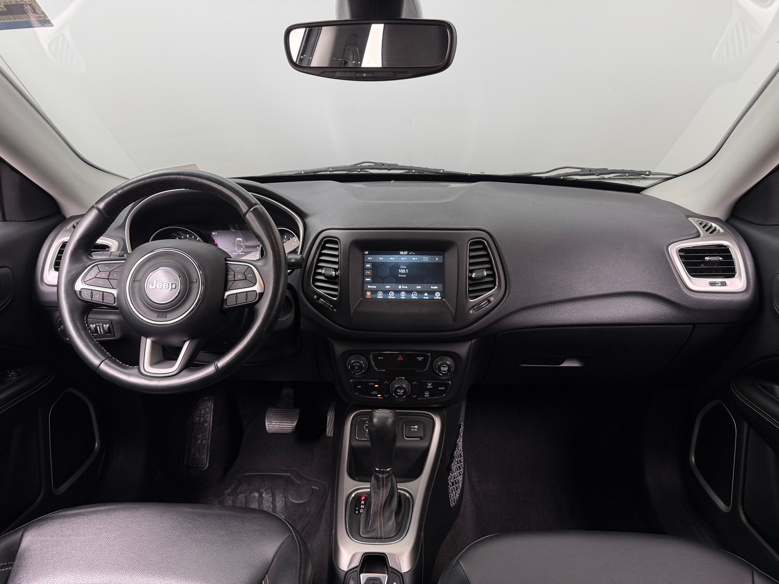 Thumbnail: 2017 Jeep Compass - 3