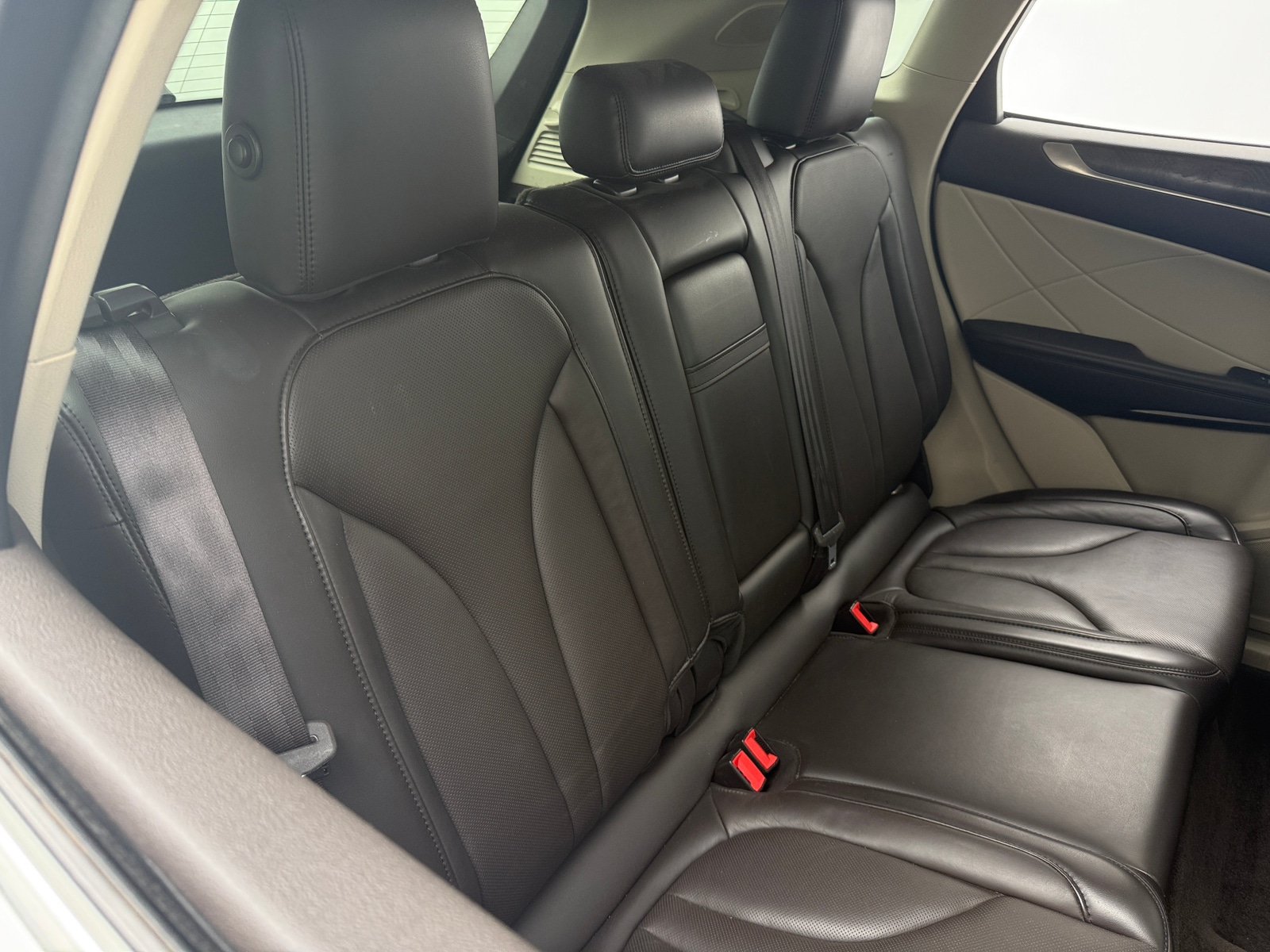 Thumbnail: 2017 Lincoln MKC - 5
