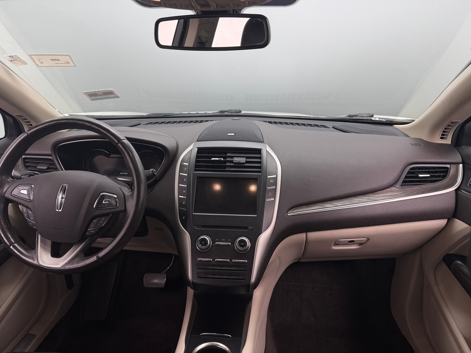 Thumbnail: 2017 Lincoln MKC - 2