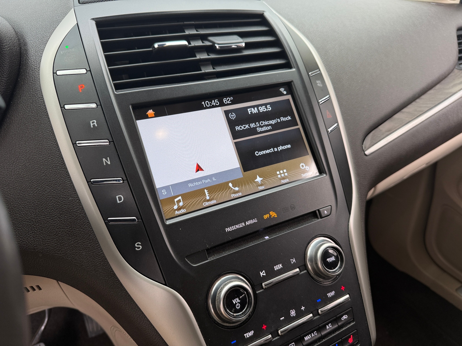 Thumbnail: 2017 Lincoln MKC - 3