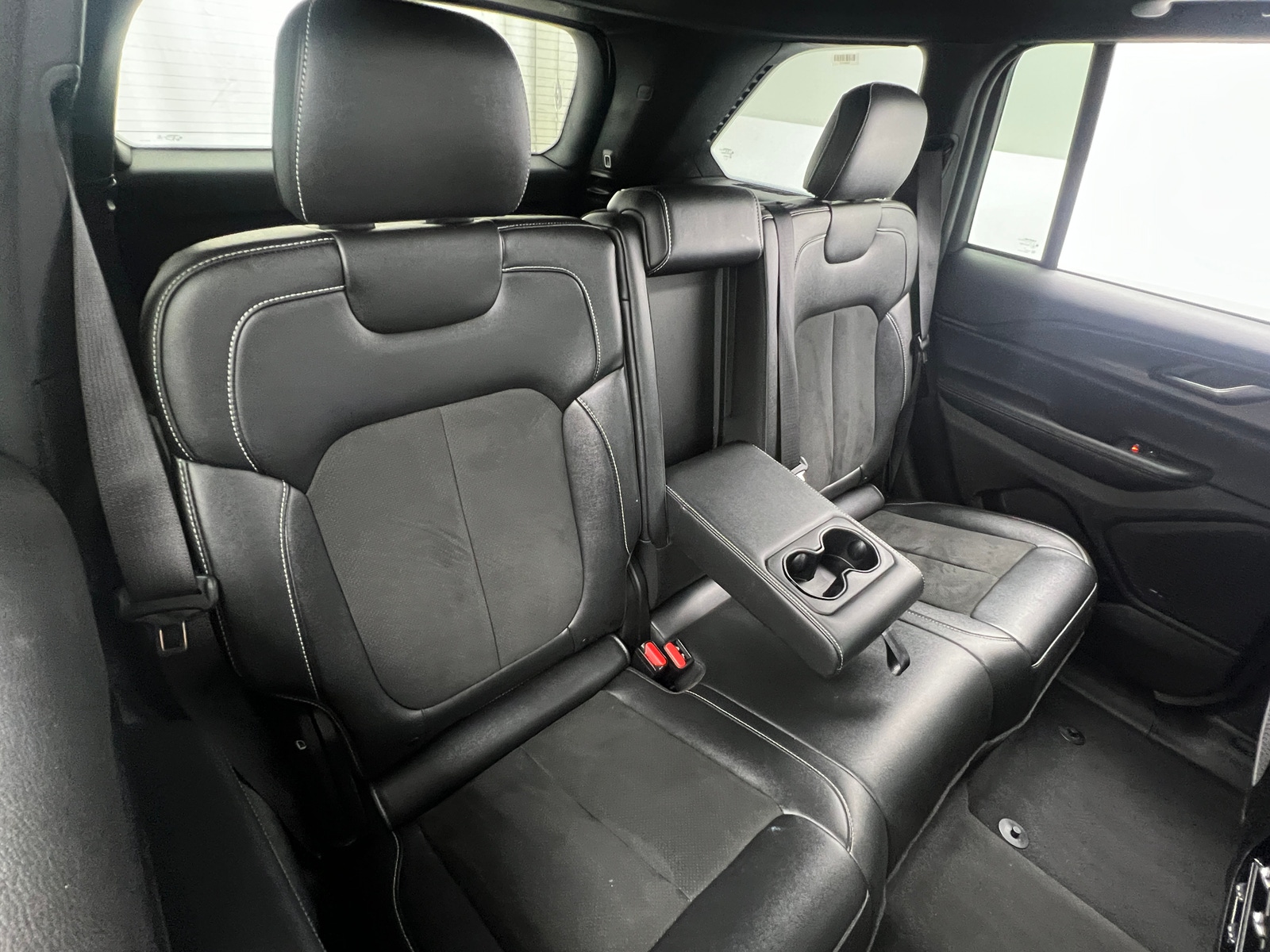 Thumbnail: 2024 Jeep Grand Cherokee - 6