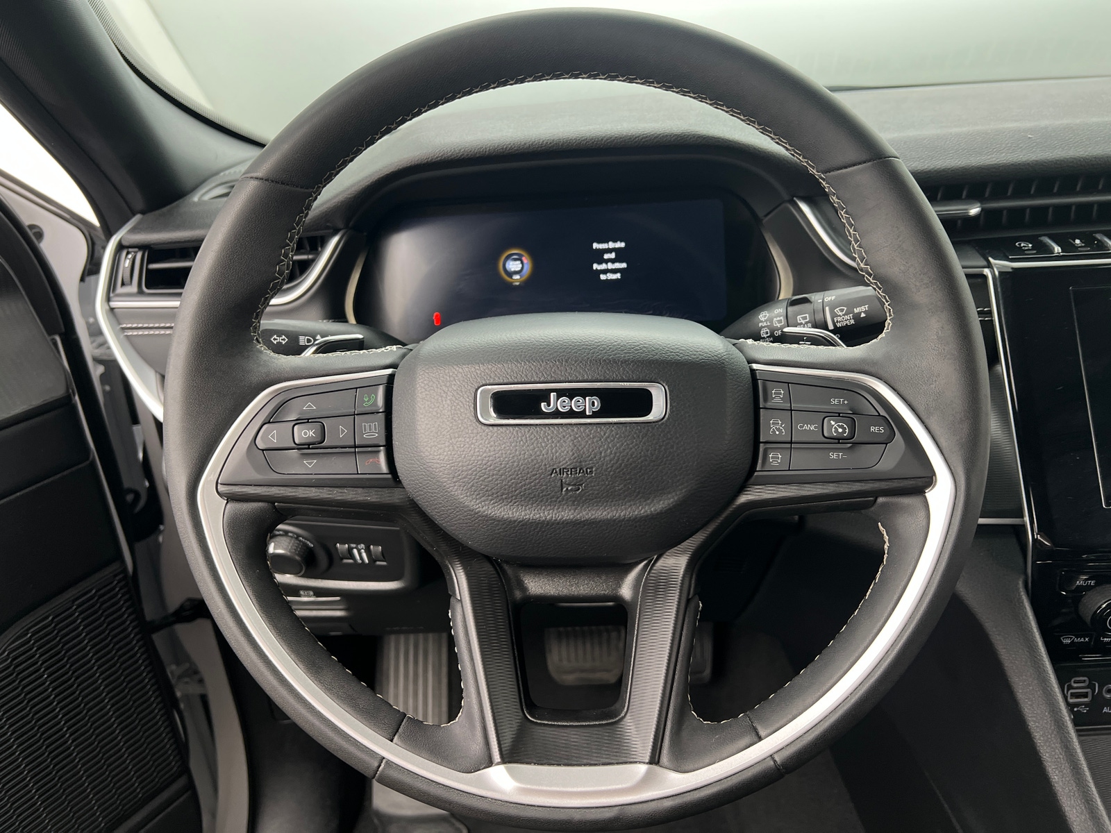 Thumbnail: 2024 Jeep Grand Cherokee - 5