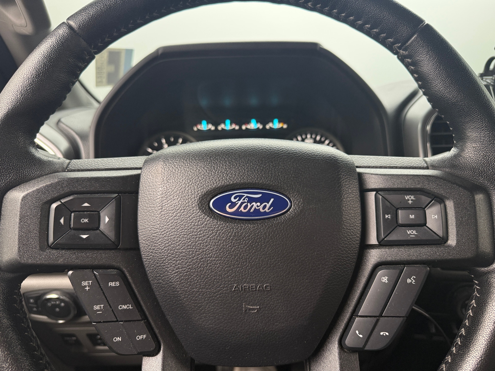 Thumbnail: 2020 Ford Econoline - 5