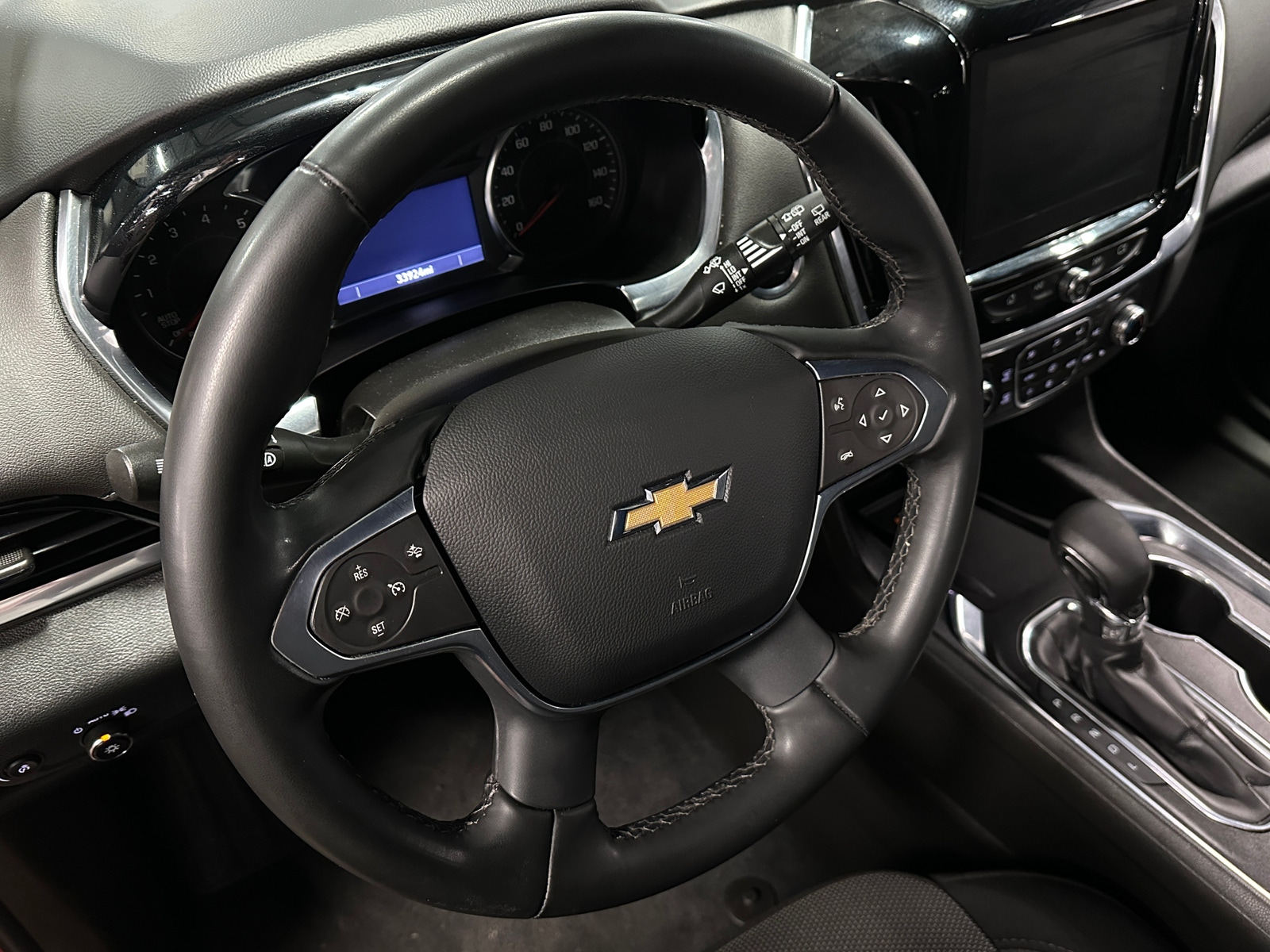 Thumbnail: 2023 Chevrolet Traverse - 5
