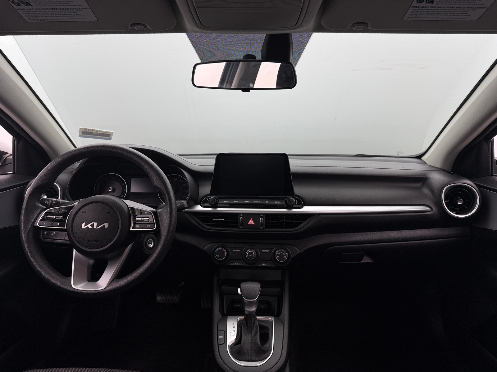 Thumbnail: 2024 Kia Forte - 3