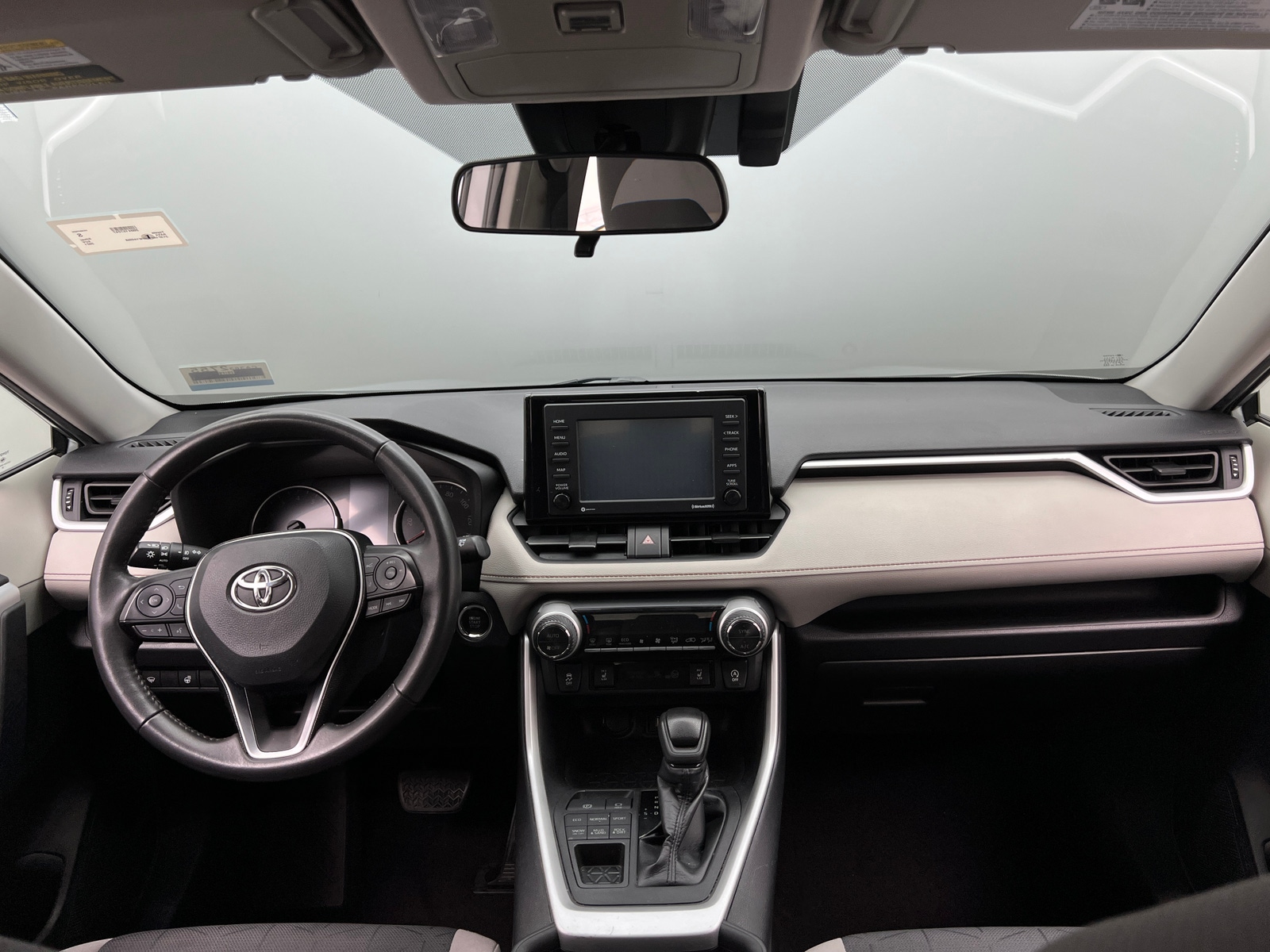 Thumbnail: 2021 Toyota RAV4 - 3
