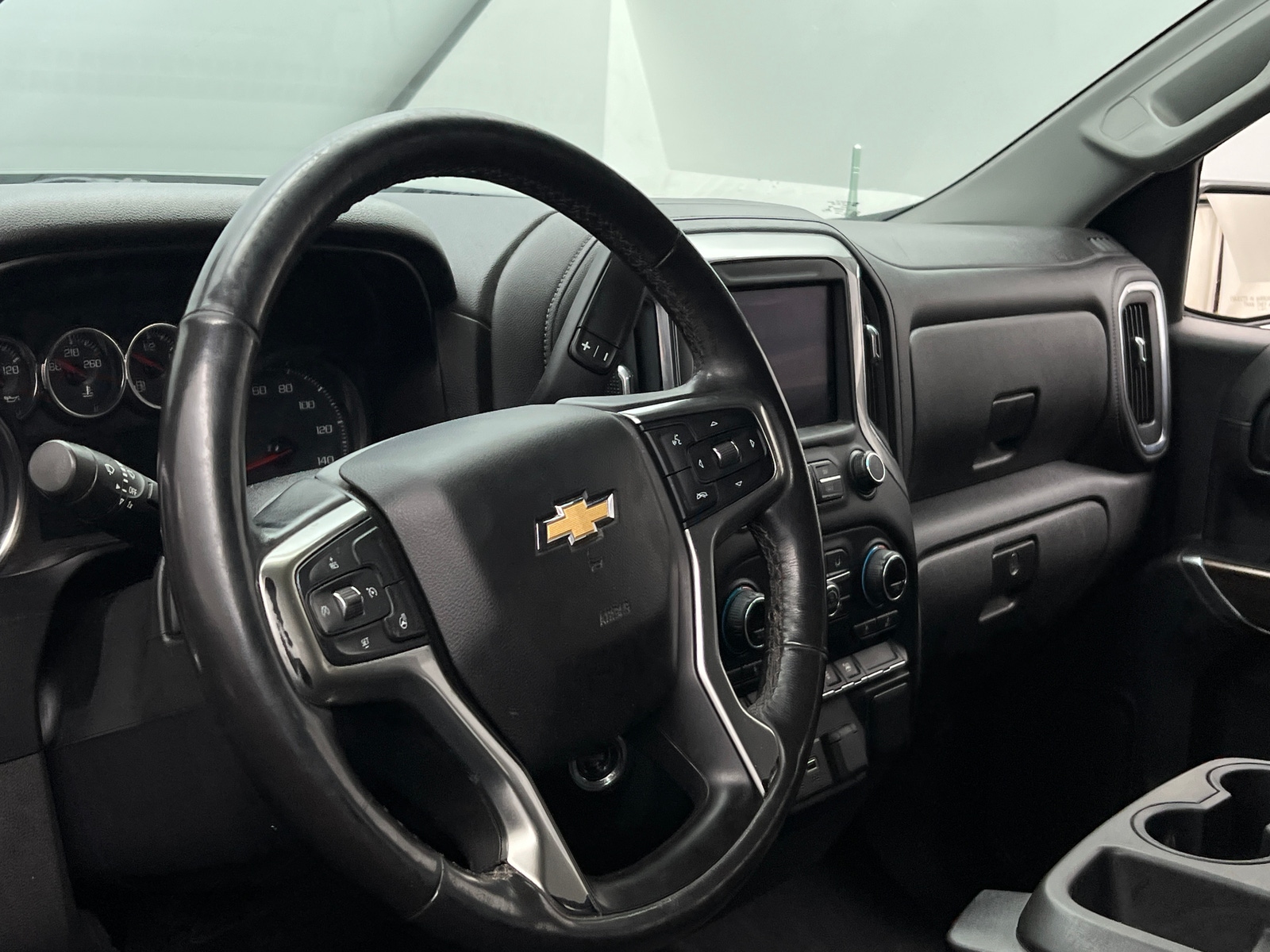 Thumbnail: 2019 Chevrolet Silverado 1500 - 5