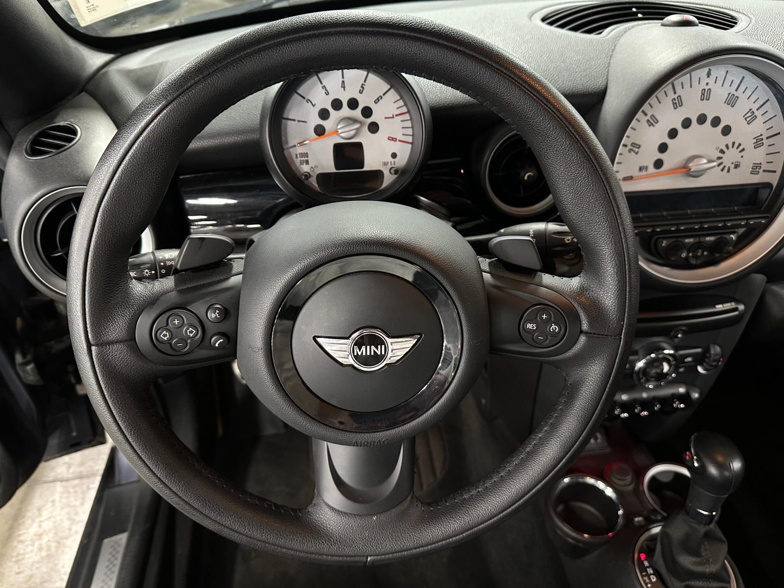 Thumbnail: 2014 MINI Cooper Coupe - 4