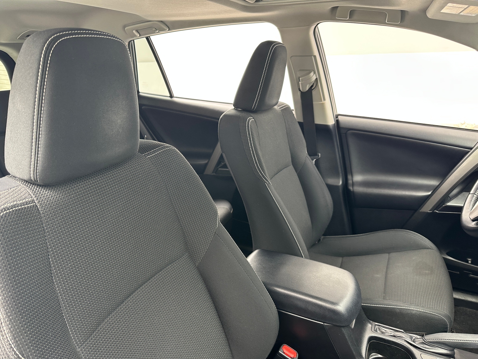 Thumbnail: 2017 Toyota RAV4 - 2