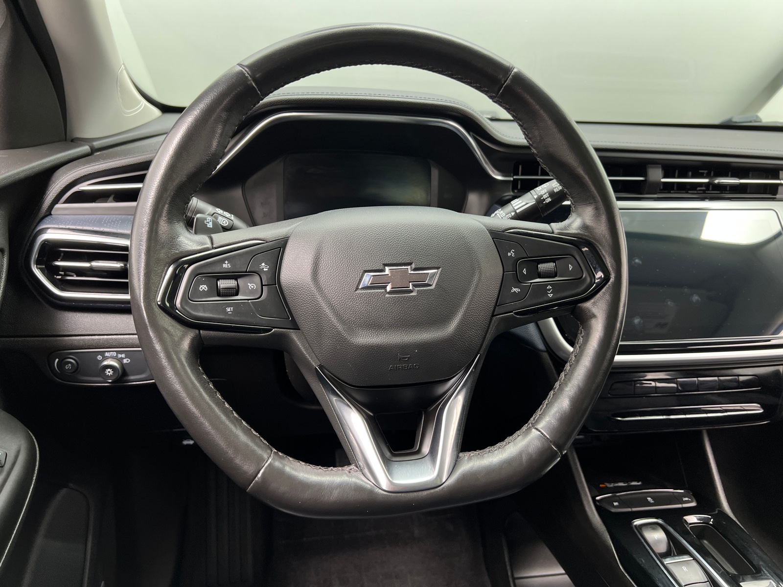 Thumbnail: 2022 Chevrolet Bolt EUV - 4