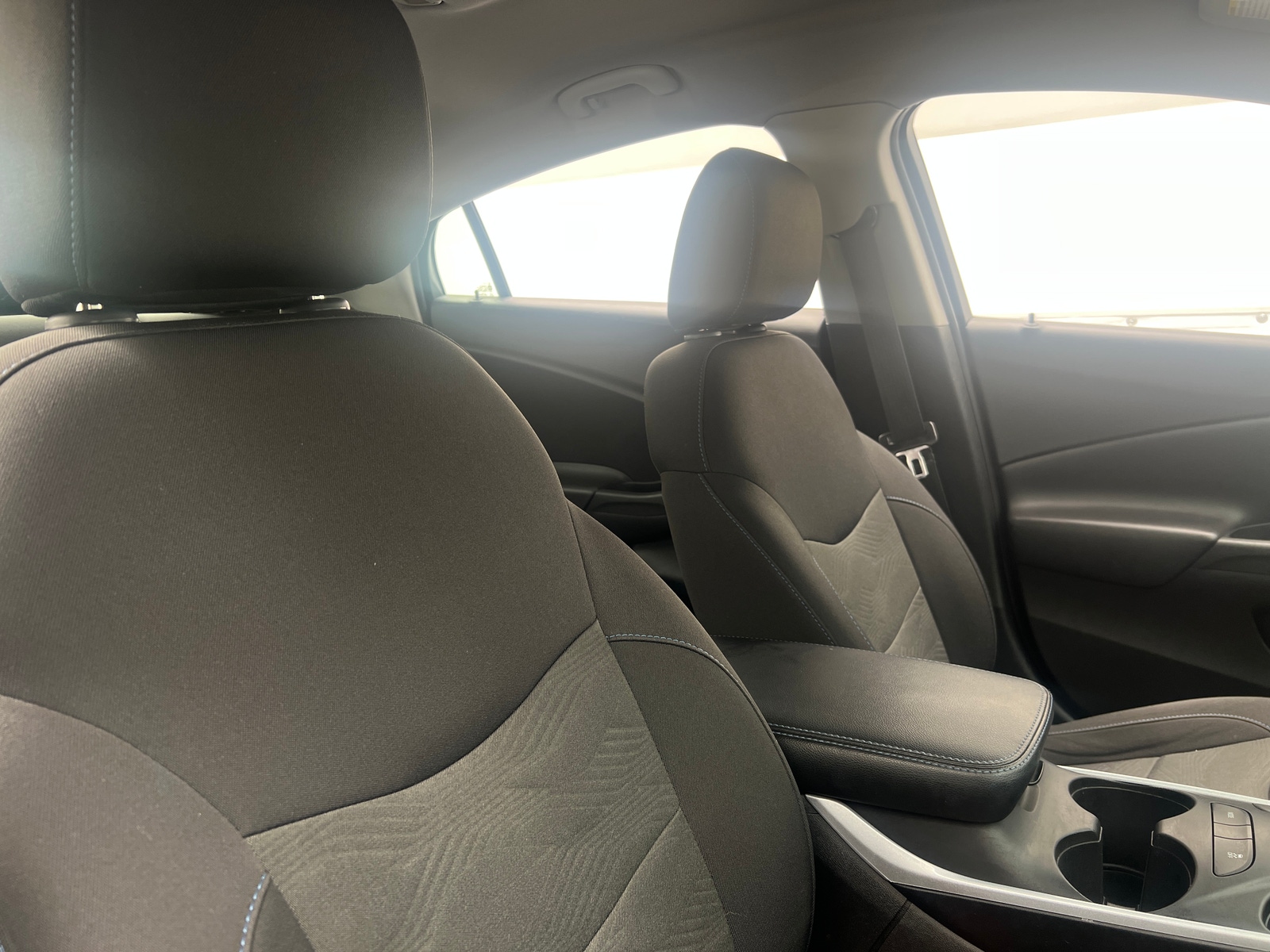 Thumbnail: 2019 Chevrolet Volt - 2