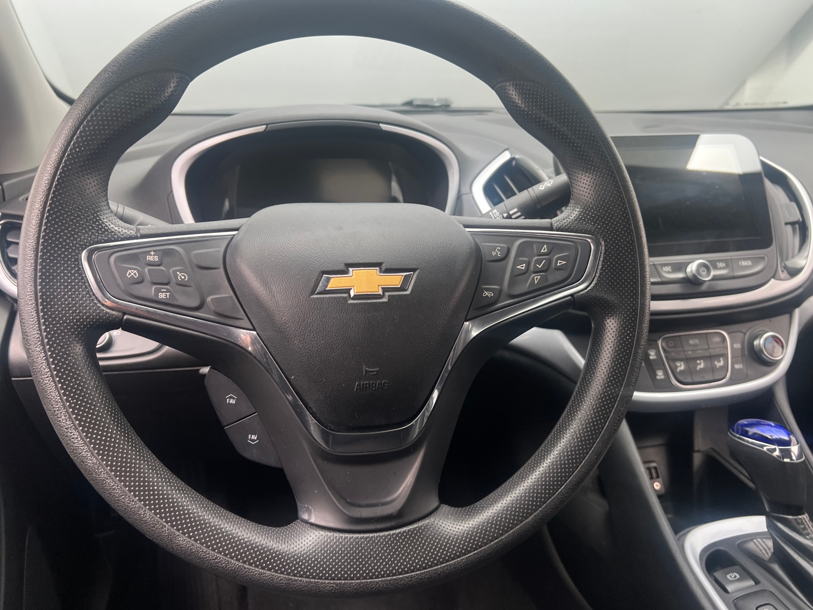 Thumbnail: 2019 Chevrolet Volt - 5
