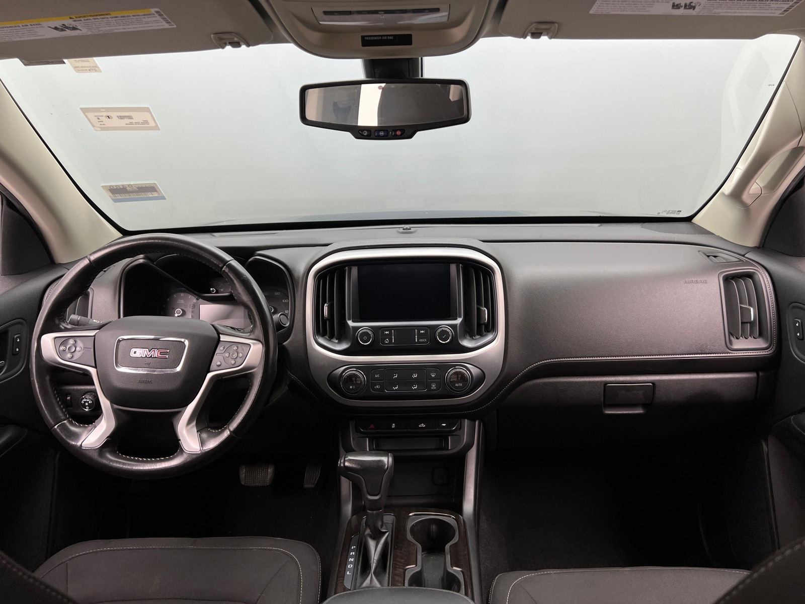 Thumbnail: 2019 GMC Canyon - 3