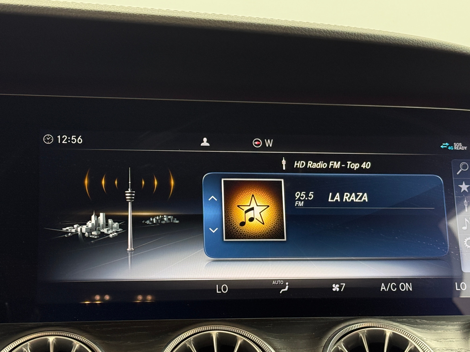 Thumbnail: 2020 Mercedes-Benz E-Class - 2