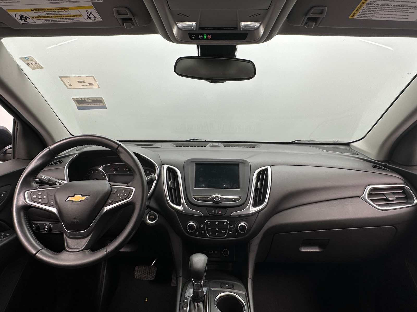 Thumbnail: 2022 Chevrolet Equinox - 3