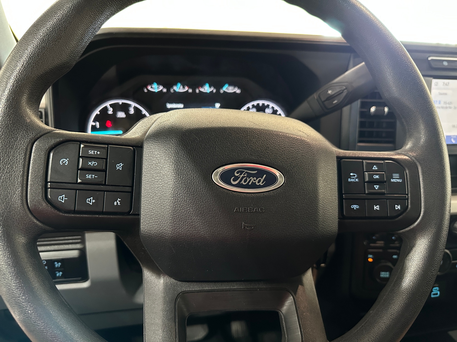 Thumbnail: 2024 Ford Econoline - 5