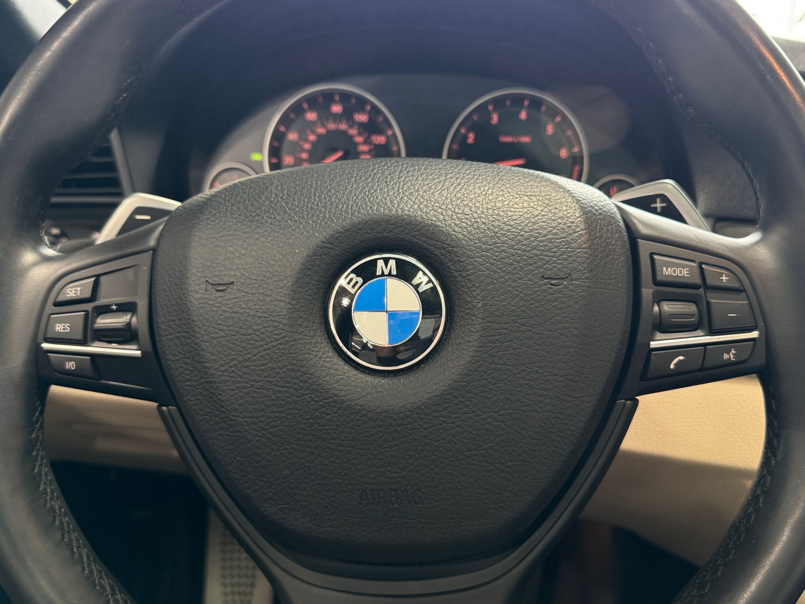 Thumbnail: 2013 BMW 5 Series - 4