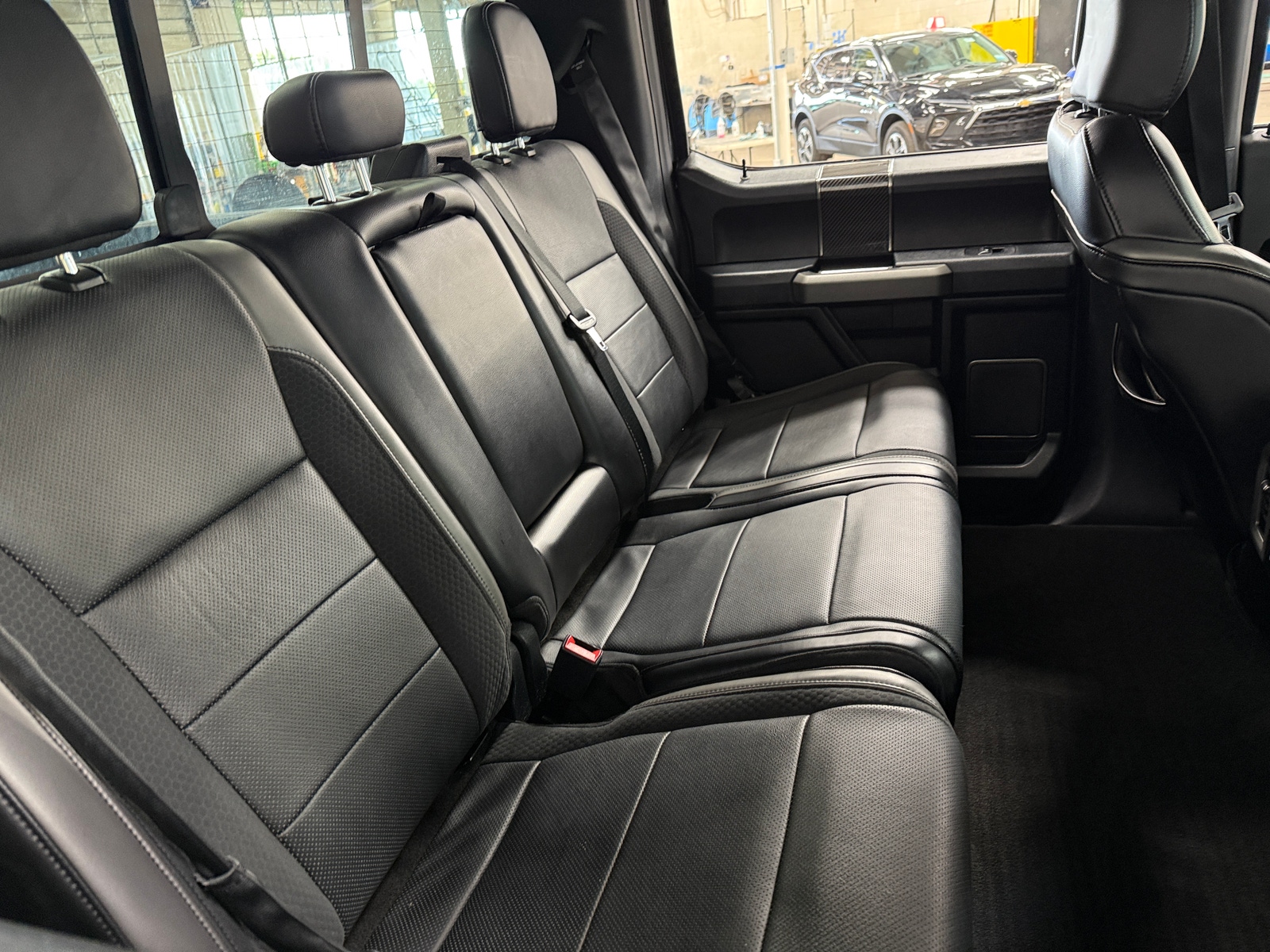 Thumbnail: 2020 Ford Econoline - 6
