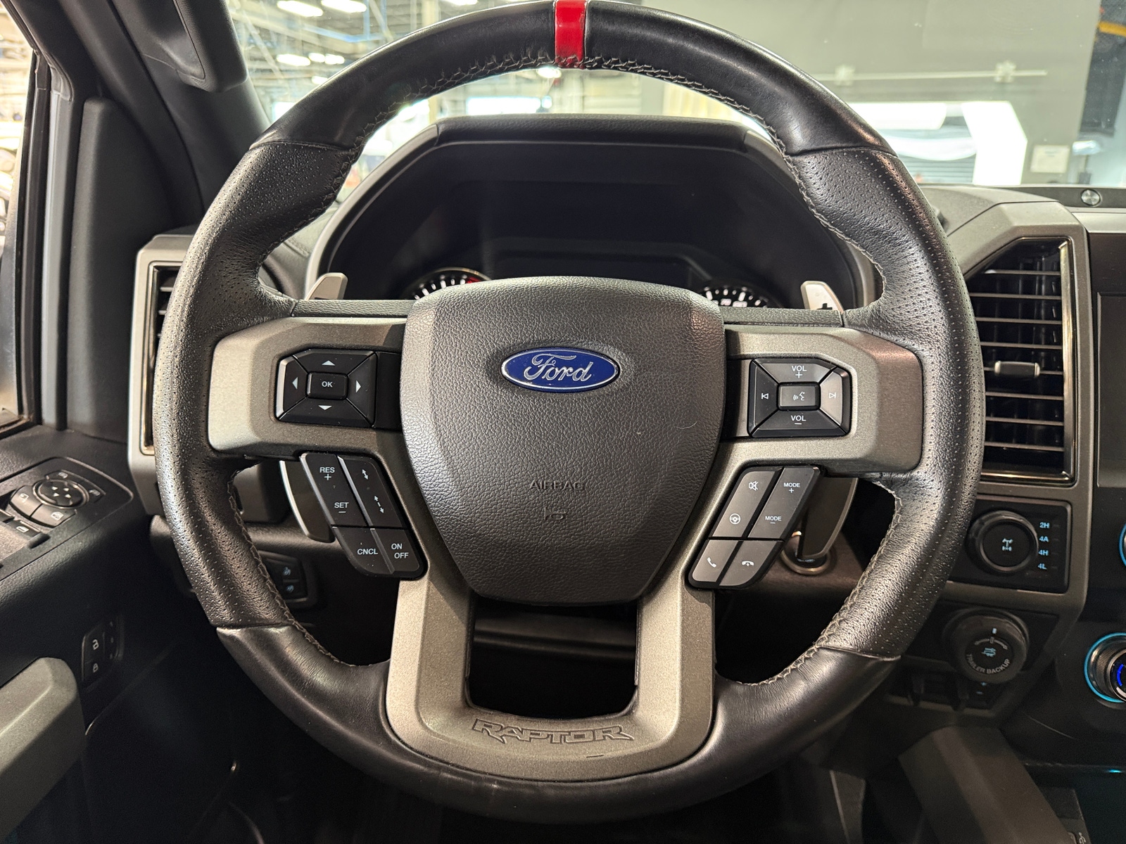 Thumbnail: 2020 Ford Econoline - 5