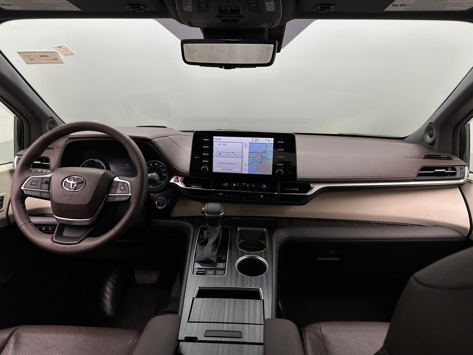Thumbnail: 2024 Toyota Sienna - 2