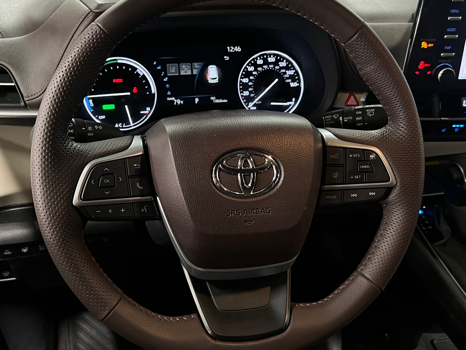 Thumbnail: 2024 Toyota Sienna - 4