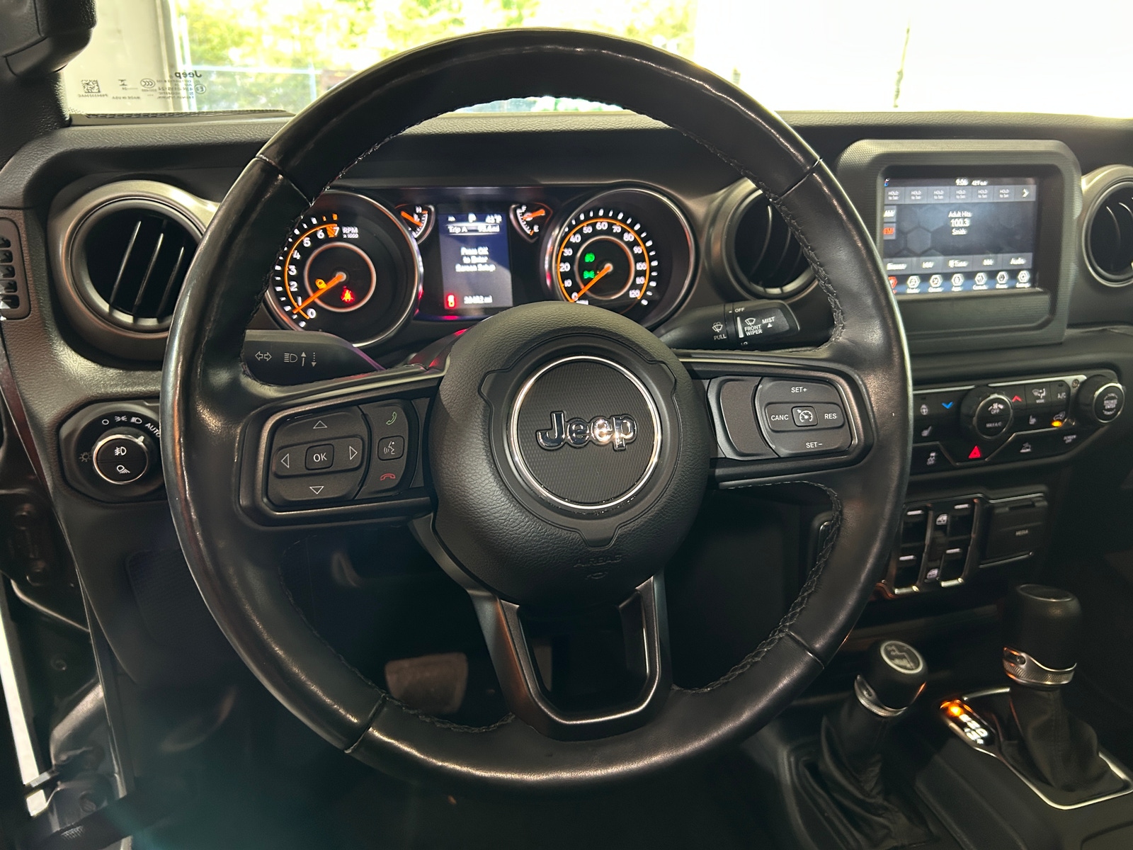 Thumbnail: 2022 Jeep Gladiator - 5