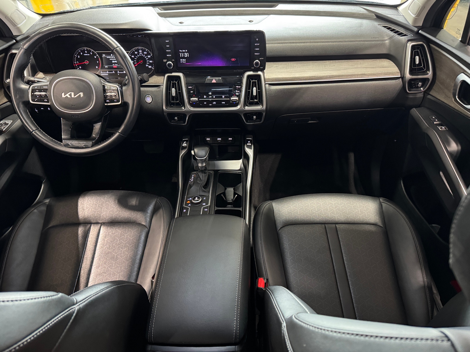 Thumbnail: 2022 Kia Sorento - 2