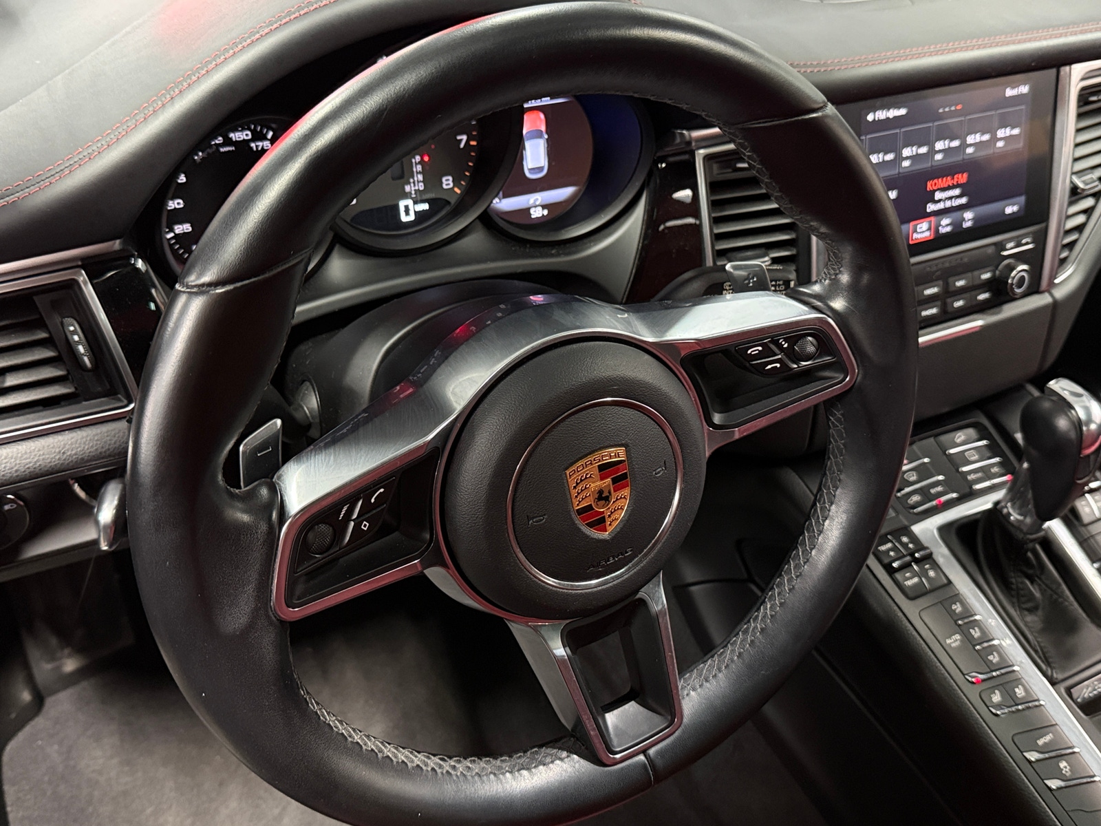 Thumbnail: 2018 Porsche Macan - 4