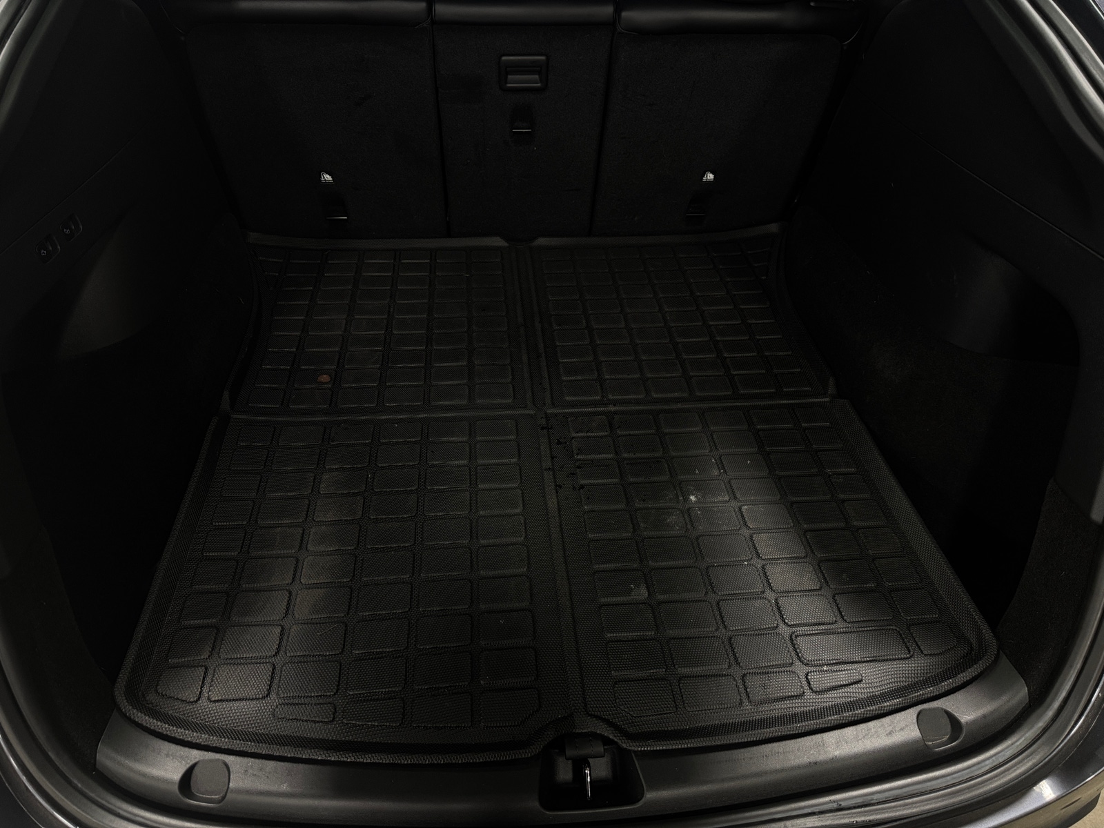 Thumbnail: 2022 Tesla Model Y - 6