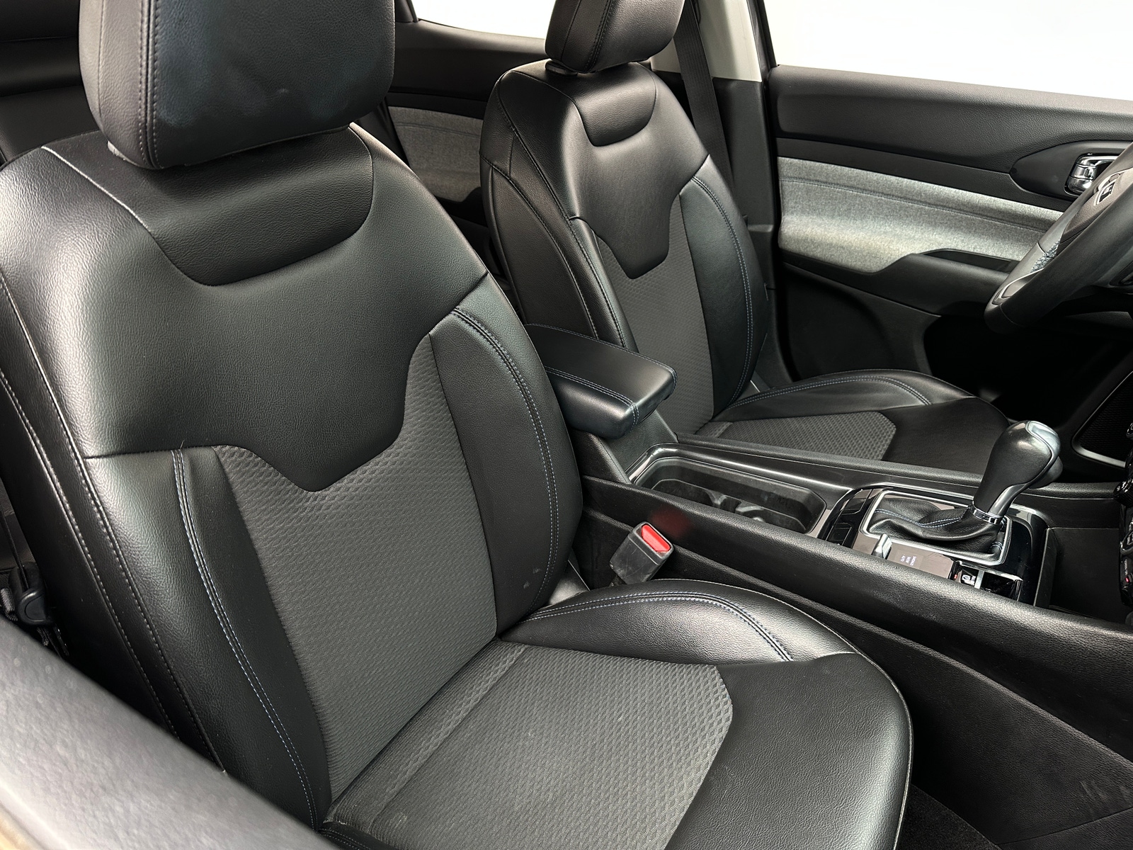 Thumbnail: 2022 Jeep Compass - 2