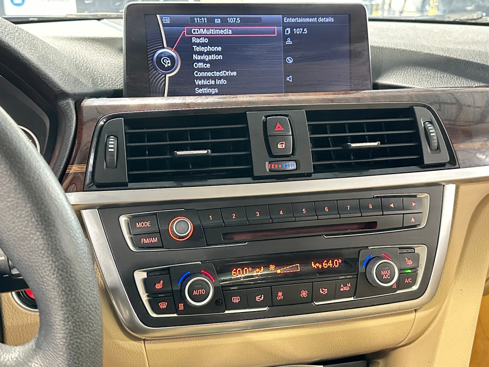Thumbnail: 2013 BMW 3 Series - 3