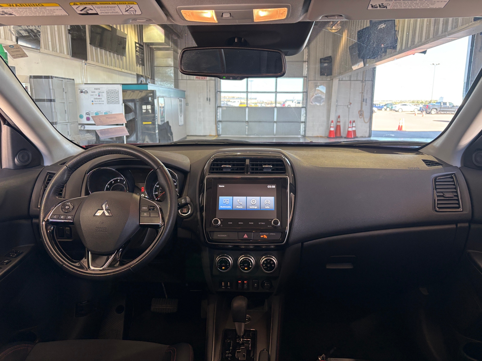 Thumbnail: 2024 Mitsubishi Outlander Sport - 2