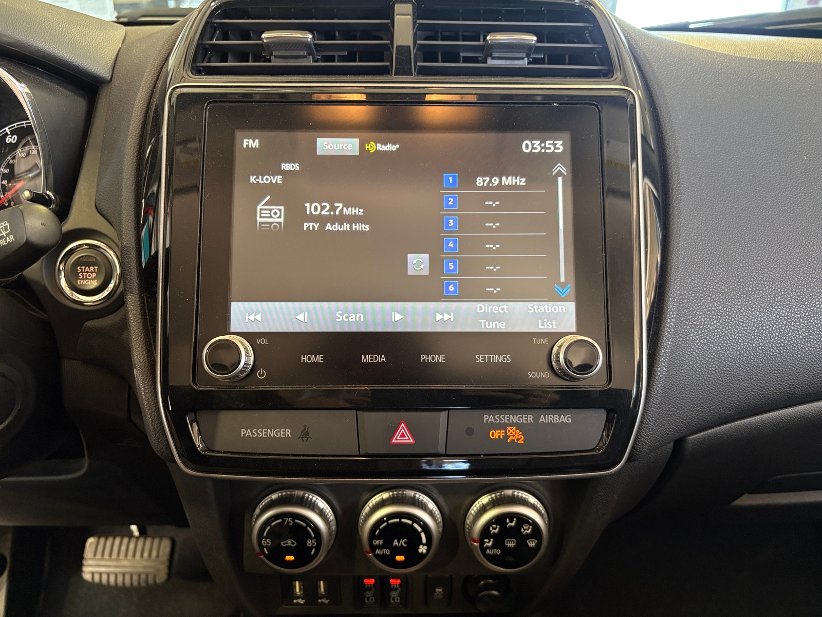 Thumbnail: 2024 Mitsubishi Outlander Sport - 3
