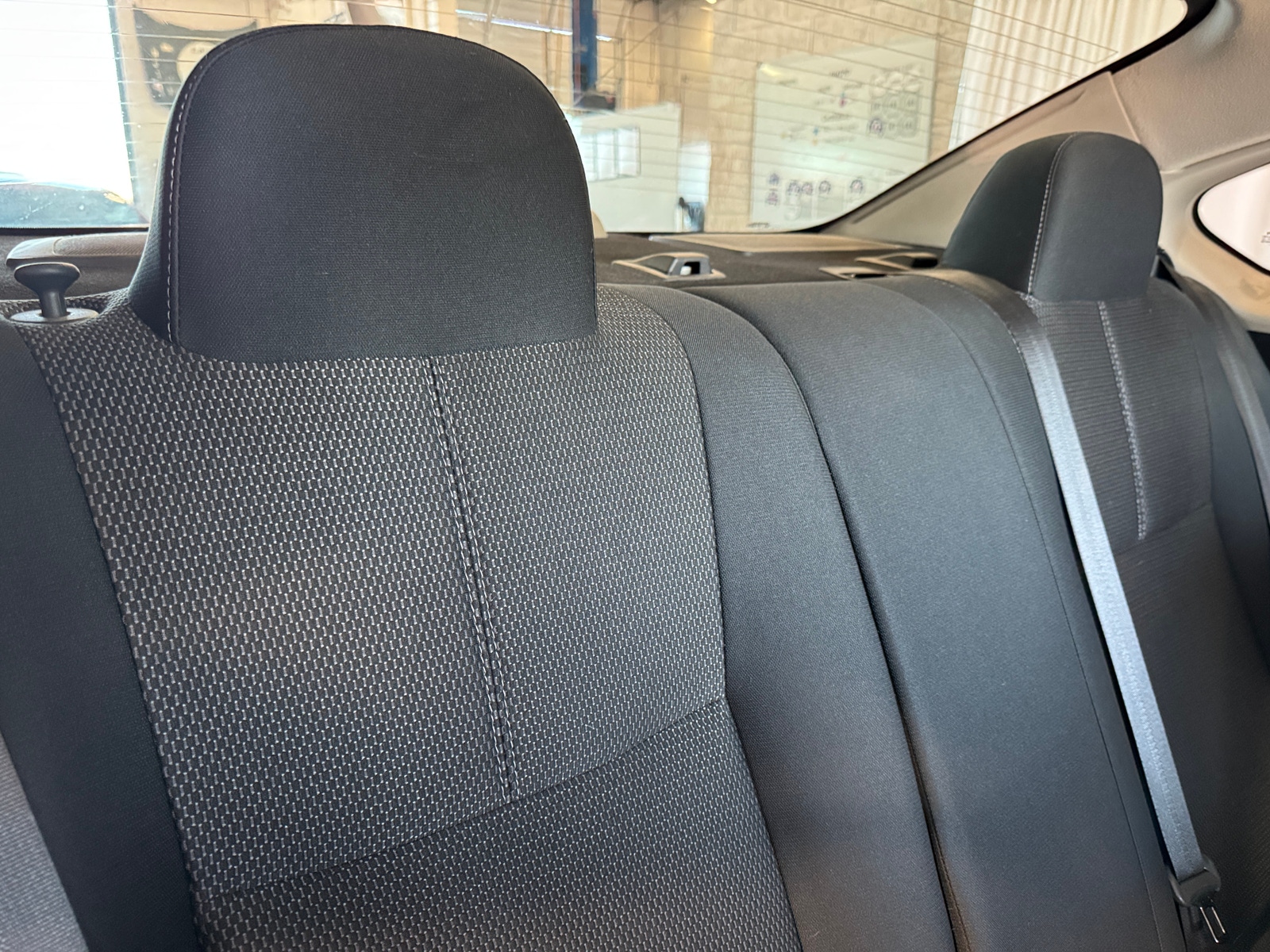 Thumbnail: 2018 Nissan Sentra - 6