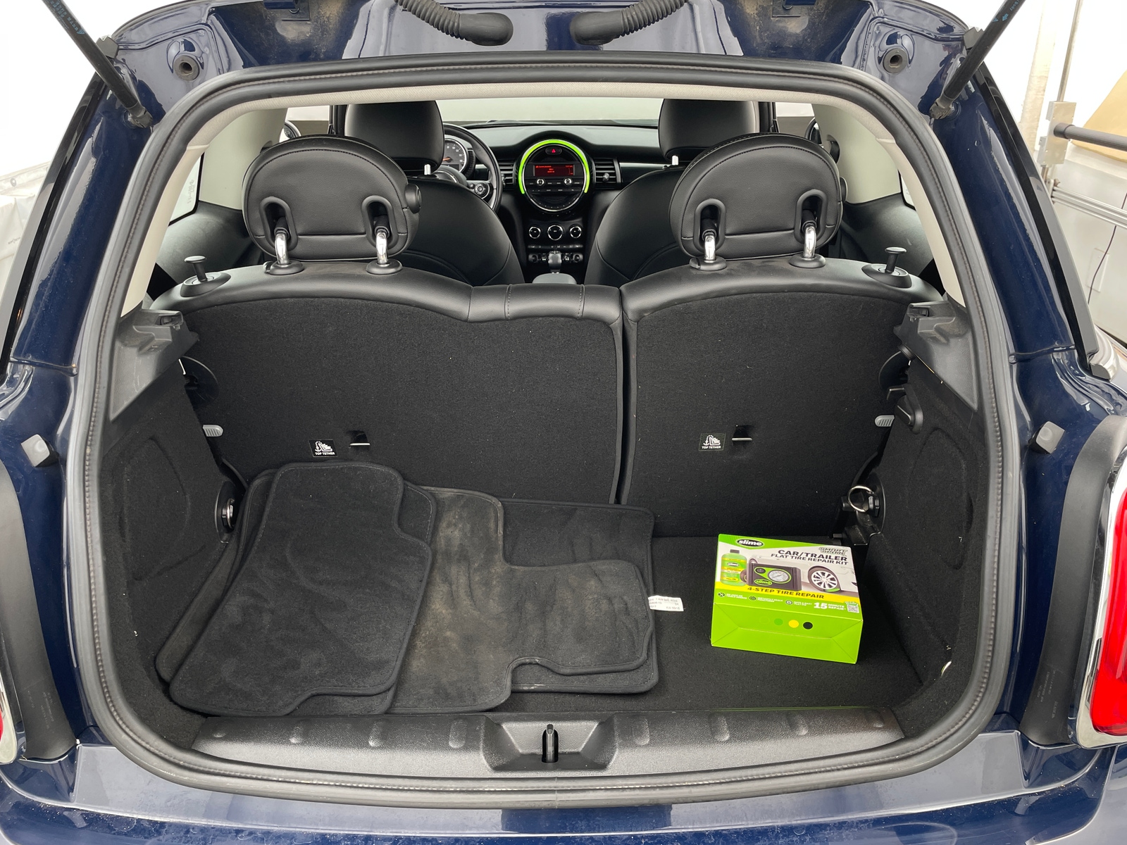 Thumbnail: 2016 MINI Cooper Hardtop - 6