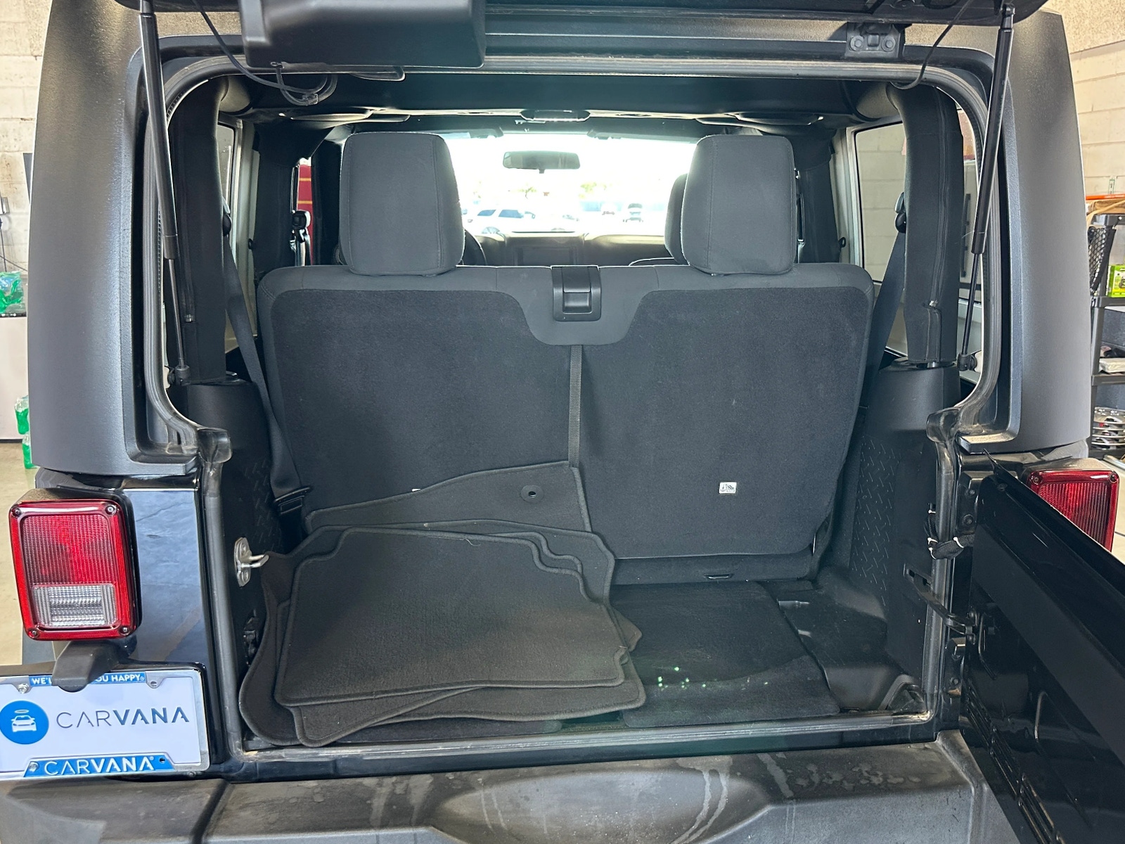 Thumbnail: 2012 Jeep Wrangler - 7