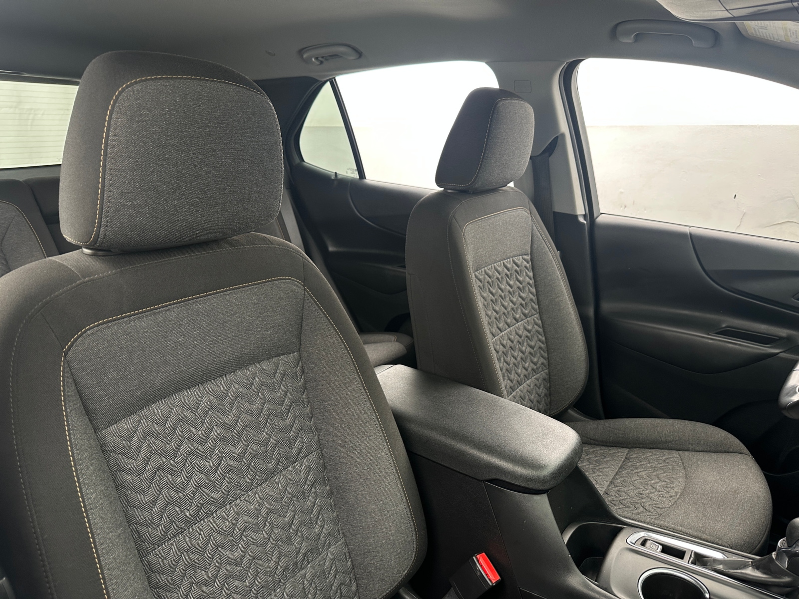 Thumbnail: 2022 Chevrolet Equinox - 2
