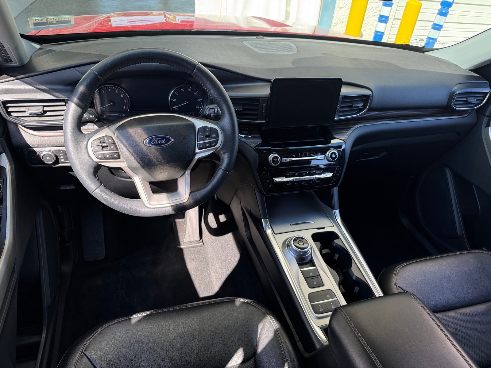 Thumbnail: 2022 Ford Explorer - 2