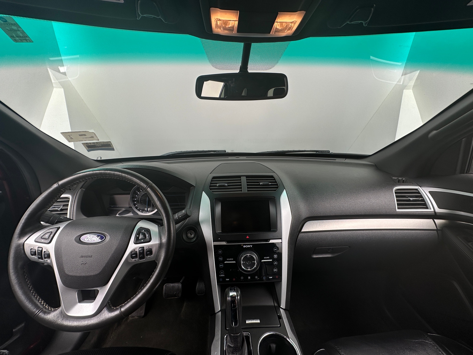 Thumbnail: 2015 Ford Explorer - 2