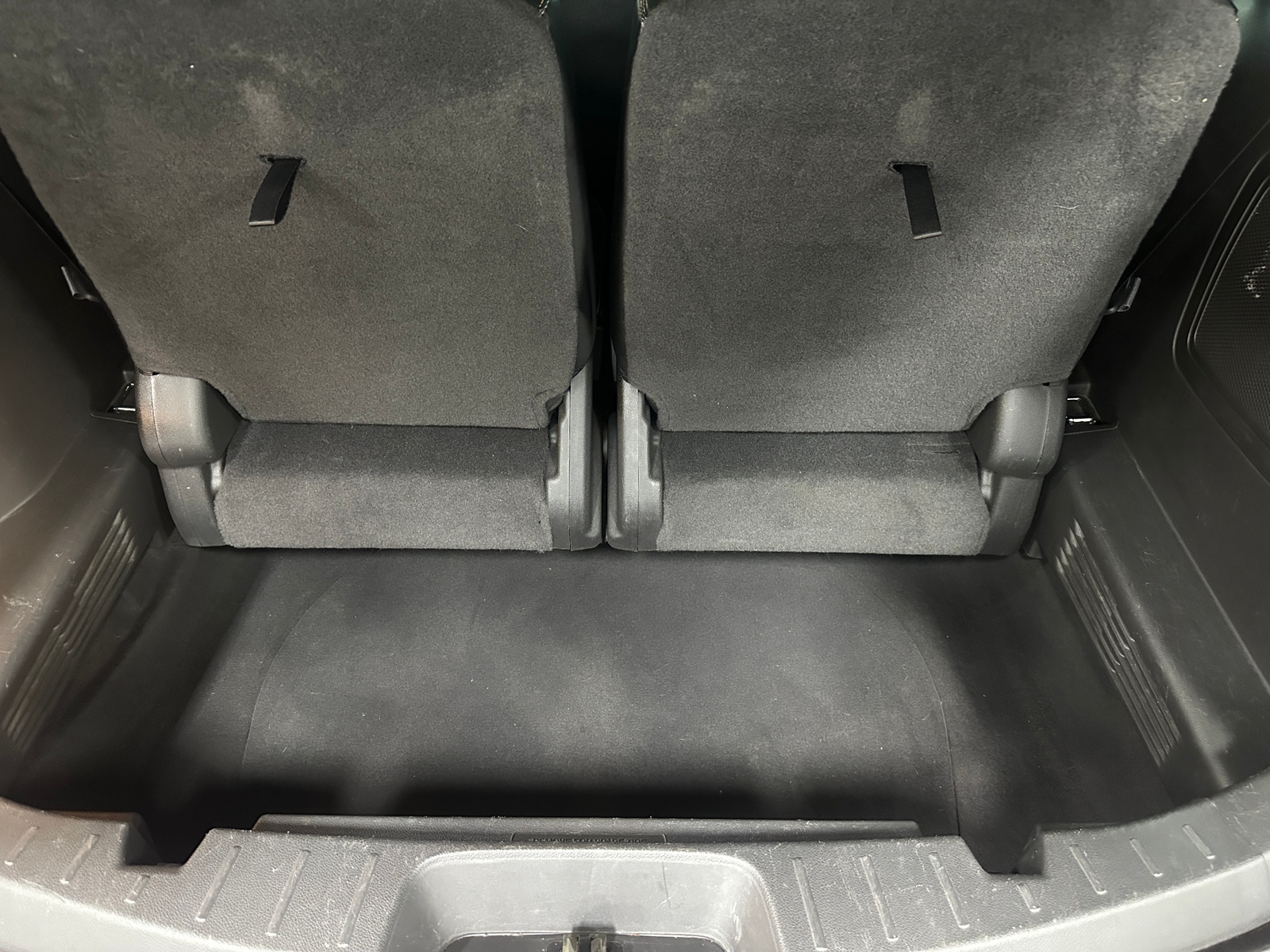 Thumbnail: 2015 Ford Explorer - 6